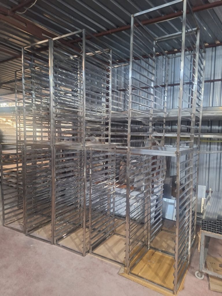 Fason Krom Raf imalatı